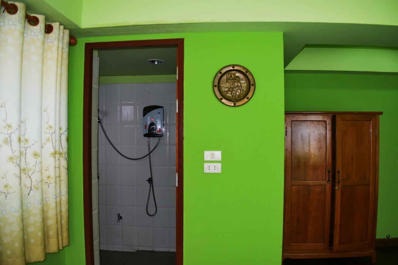 Room To Let Csiangmaj Kültér fotó