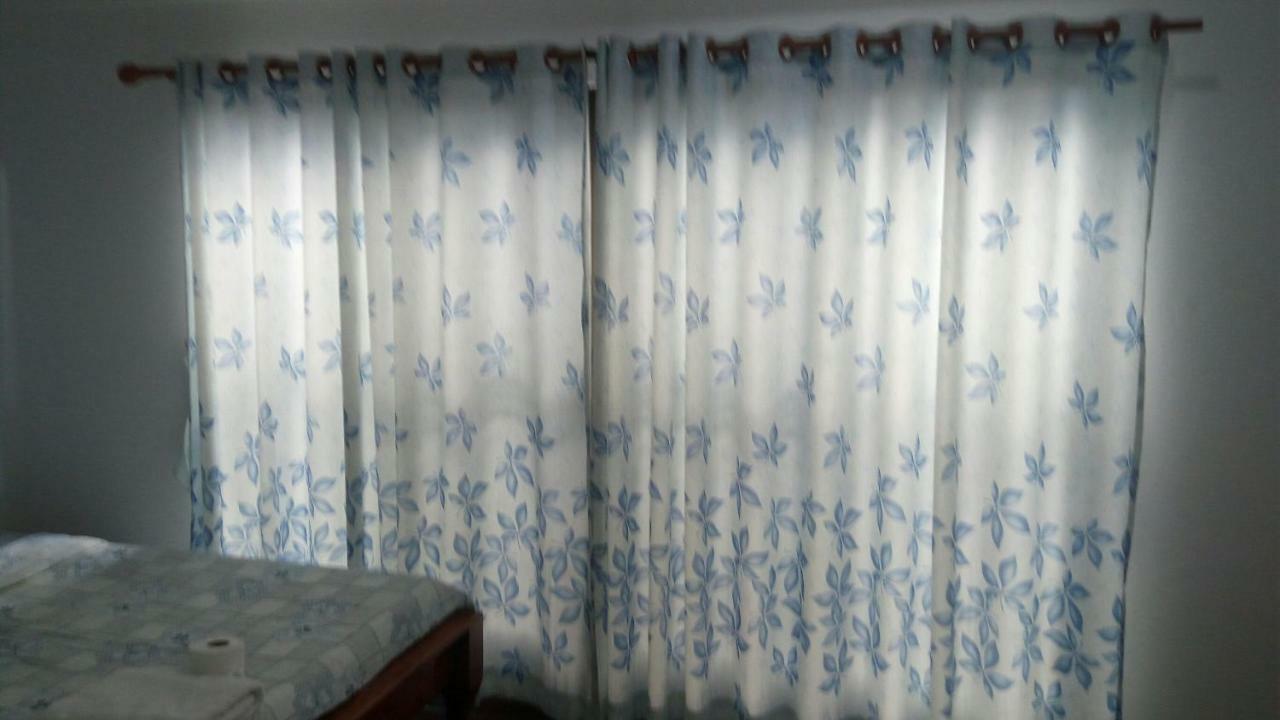 Room To Let Csiangmaj Kültér fotó